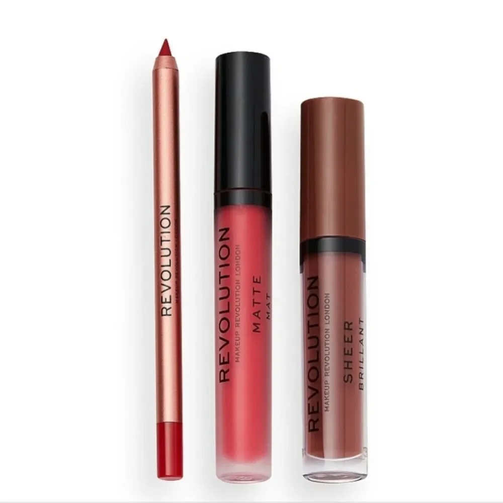 Revolution Beauty Fire Lip‎ Set